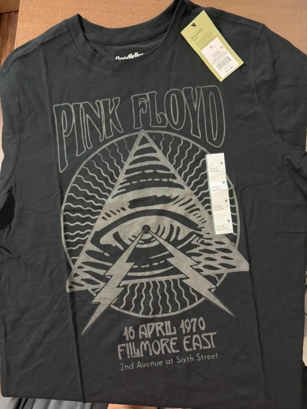 Pink Floyd tee shirt